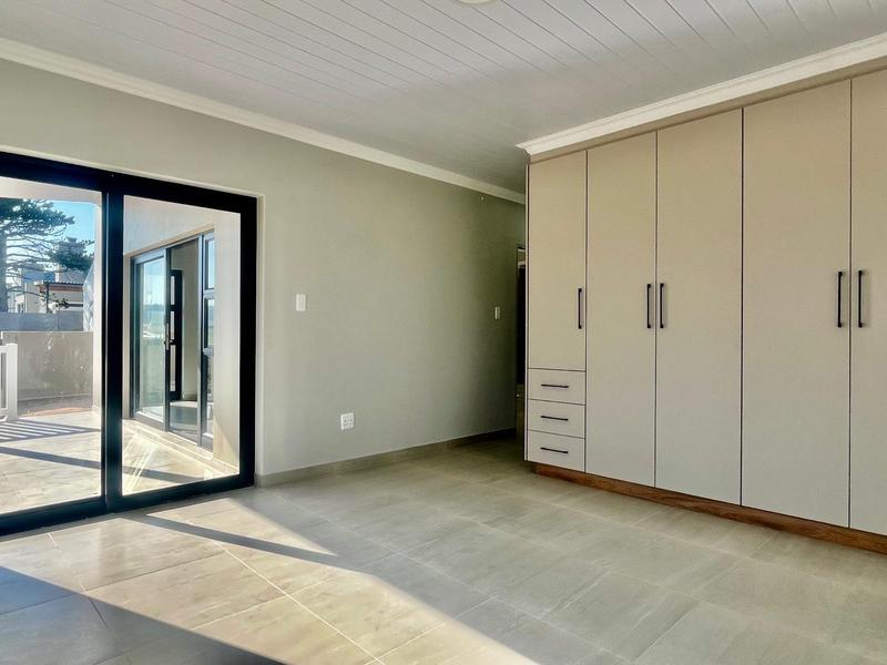 3 Bedroom Property for Sale in Reebok Western Cape